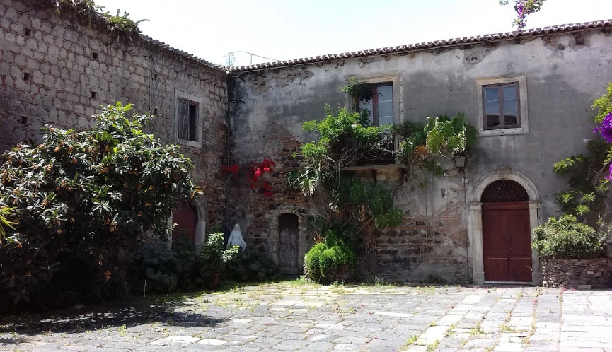 Cantiere Di Restauro Castello Di Schisò, Italy